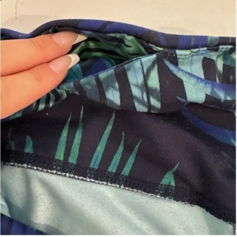🇯🇲 Sz XL Champion Tropical Print Blue and Green Leggings - Picture 8 of 8